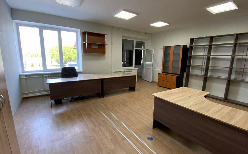 Сдам офисное помещение, 400 м² фото