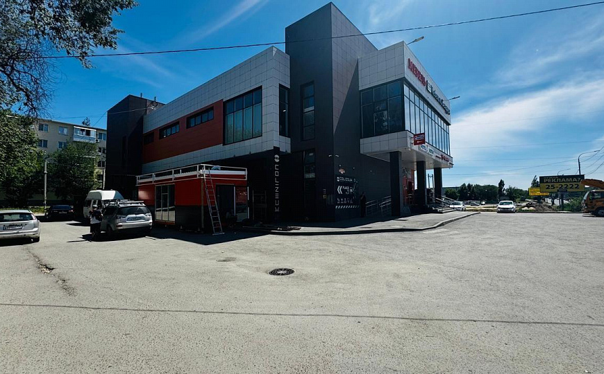 Сдам торговый павильон в проходном месте, 27,6 м²  фото