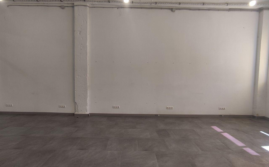 Офис в центре от 65 м² фото