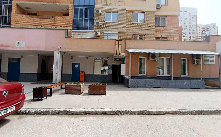 Аренда торгово-офисного помещения, 46,5 м² фото