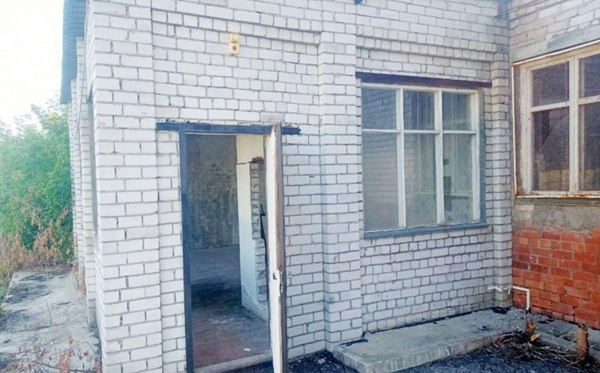 Складское помещение 895м² на земле 1Га. фото