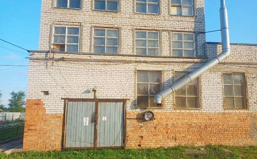 Складское помещение 895м² на земле 1Га. фото
