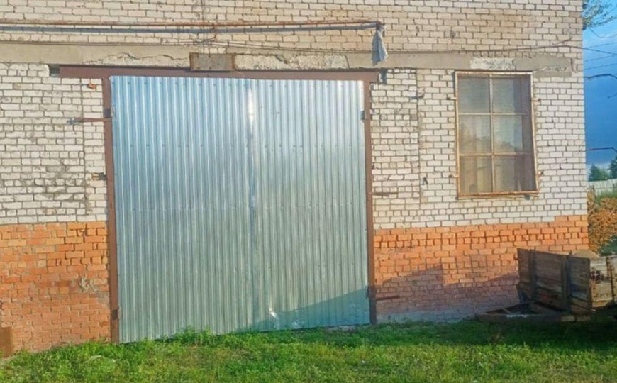 Складское помещение 895м² на земле 1Га. фото