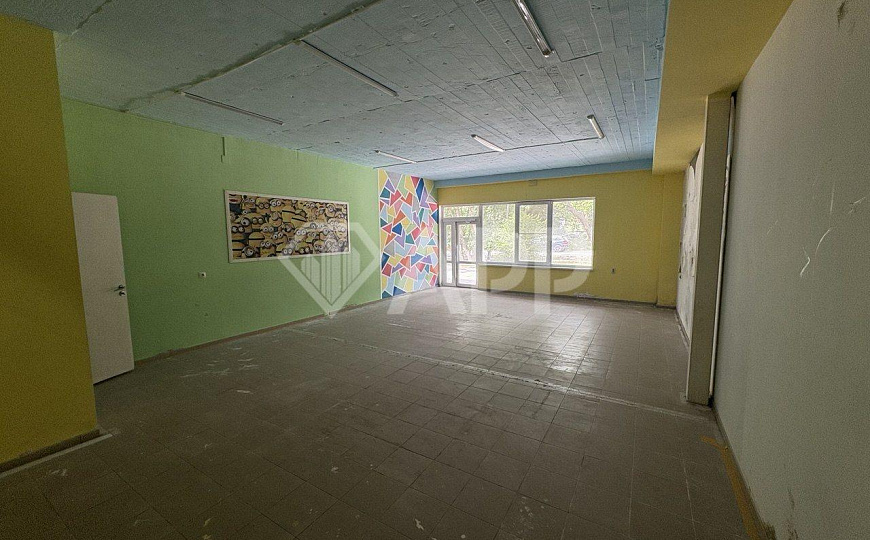 Сдаю торговое помещение 53 м2 фото