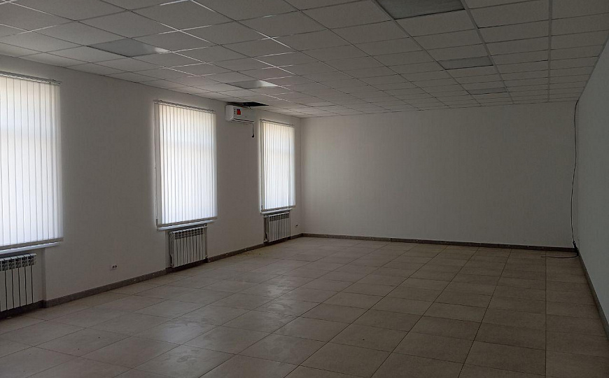 Площади от 60 до 400 м² в бизнес-центре фото