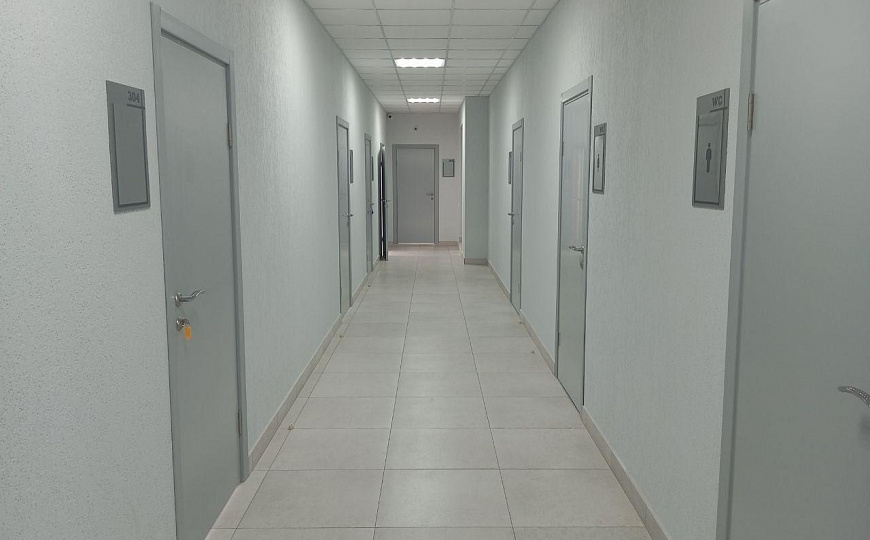 Площади от 60 до 400 м² в бизнес-центре фото