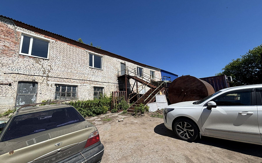 Аренда  склада в городе, 342 м² фото