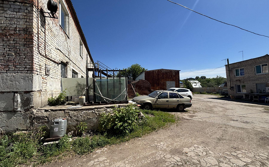 Аренда  склада в городе, 342 м² фото