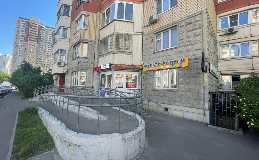 Помещение свободного назначения 30 м.кв. фото