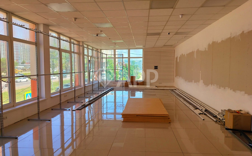 Сдам помещение свободного назначения, 284,6 м² фото