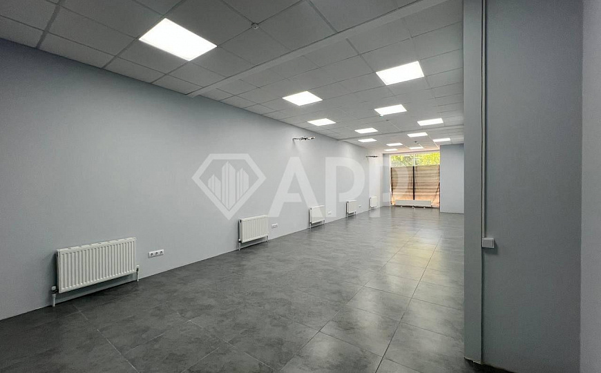 Сдаю торговое помещение, 60 м² фото