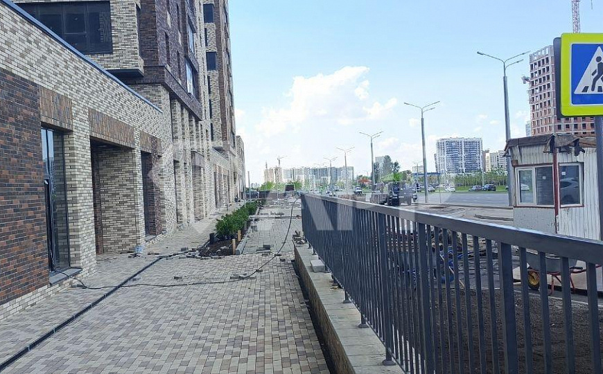 Продам топовое помещение в ЖК Яратам фото