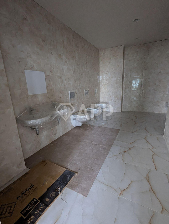 Сдаю торговый центр,  до 6000 м² фото