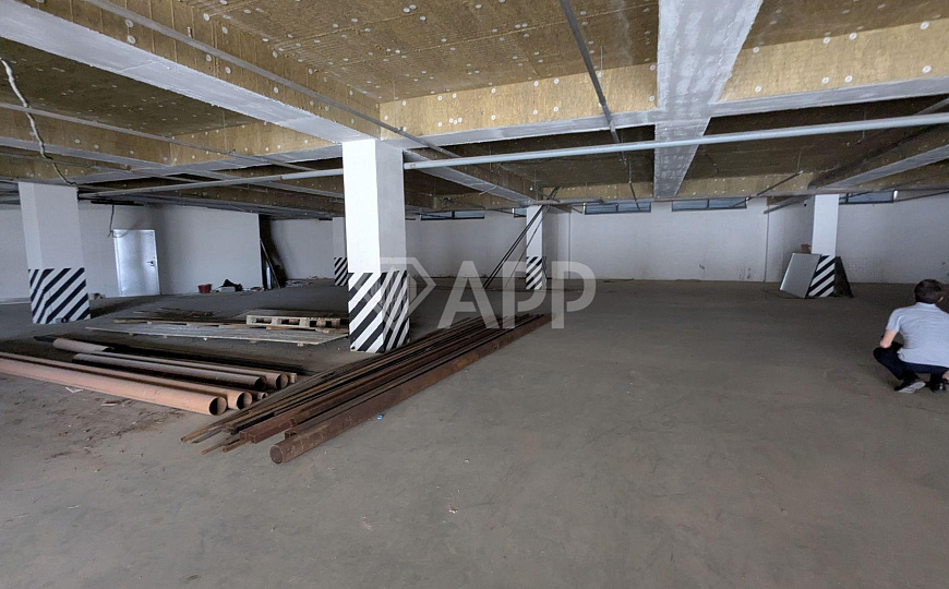 Сдаю торговый центр,  до 6000 м² фото