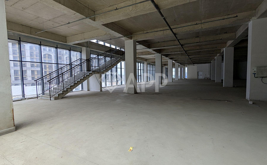 Сдаю торговый центр,  до 6000 м² фото