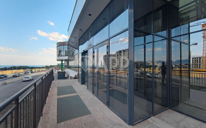 Сдаю торговый центр,  до 6000 м² фото