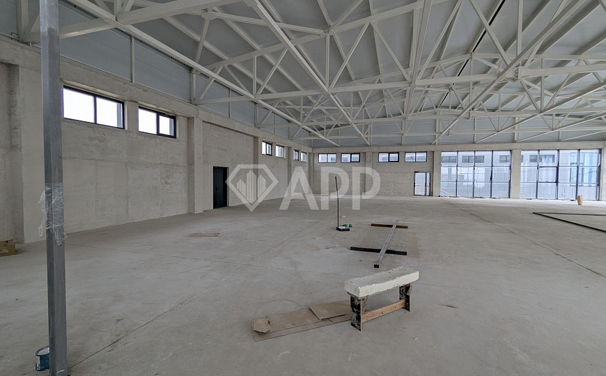 Сдам помещение свободного назначения, 705 м² фото