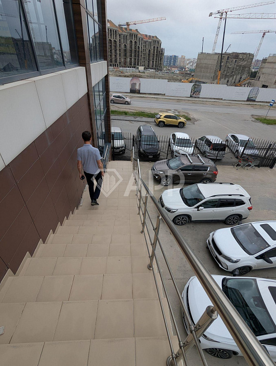 Сдам помещение свободного назначения, 705 м² фото