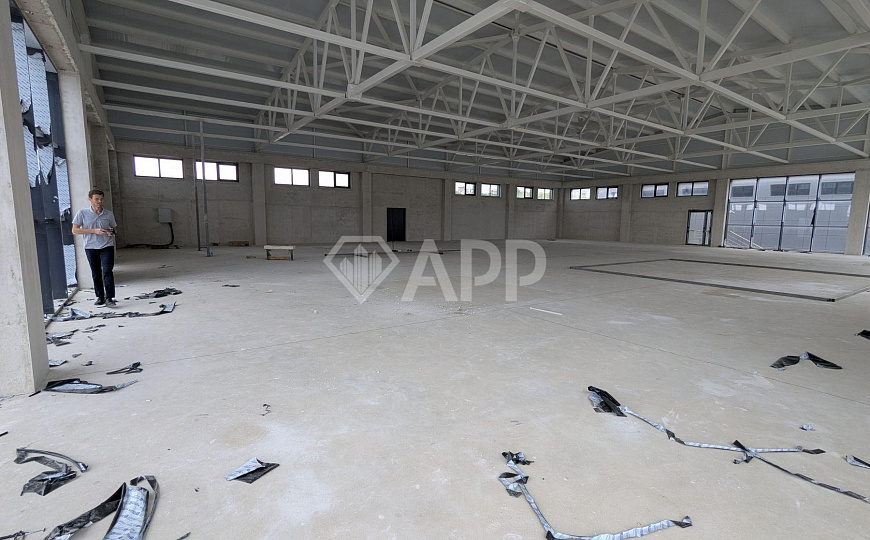 Сдам помещение свободного назначения, 705 м² фото