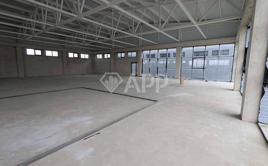 Сдам помещение свободного назначения, 705 м² фото