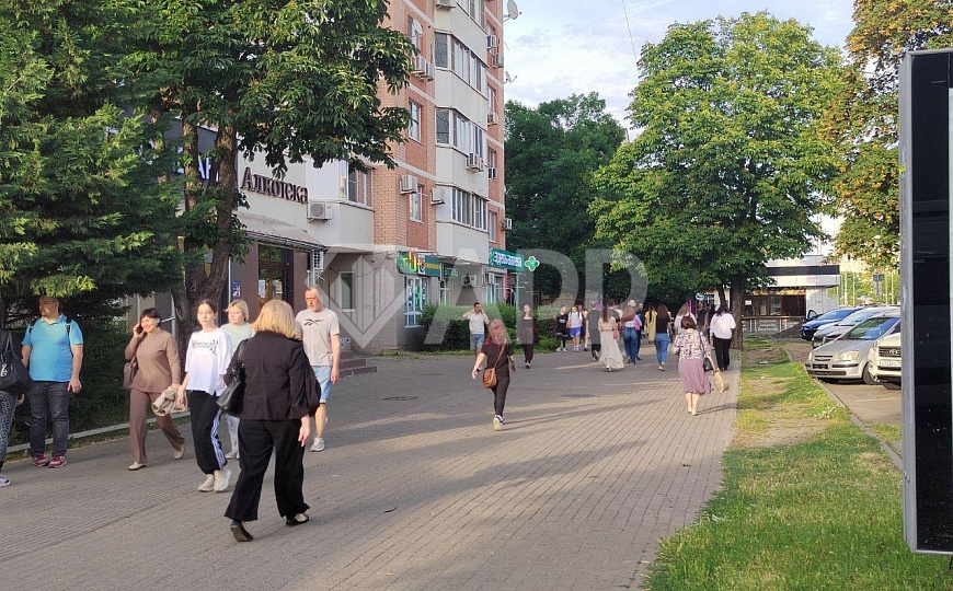 Сдам торговое помещение, 80 м² фото