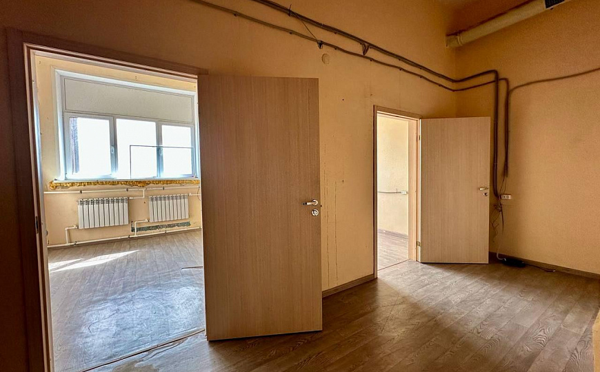 Аренда производственно-складского помещения 687 м2 на охраняемой территории на ул.Алма-Атинской фото
