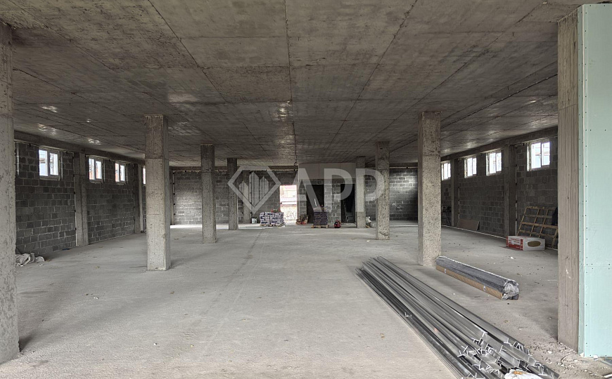 Сдам отдельно стоящее здание, 1 000 м² фото