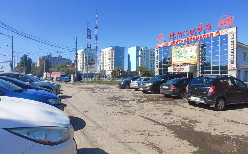 Торгово-офисное помещение в ТЦ, 120 м² фото