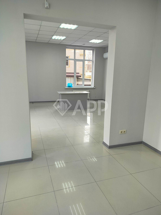 Сдам помещение свободного назначения, 90 м² фото