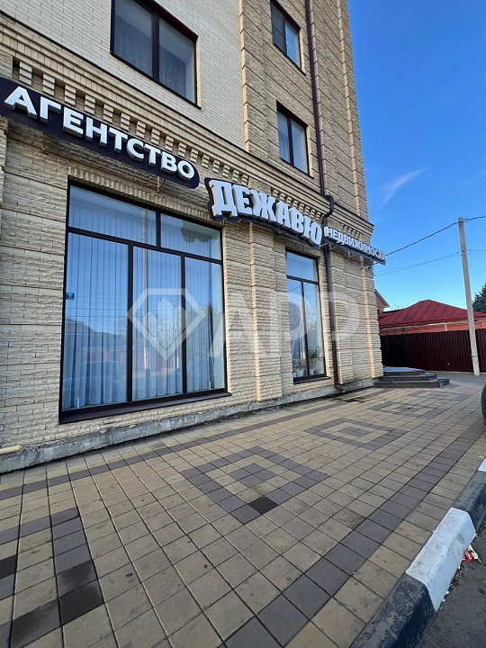 Сдам торговое помещение, 80 м² фото