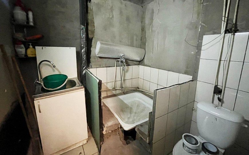 Помещение 79,8м² на 1 линии с высоким трафиком. фото