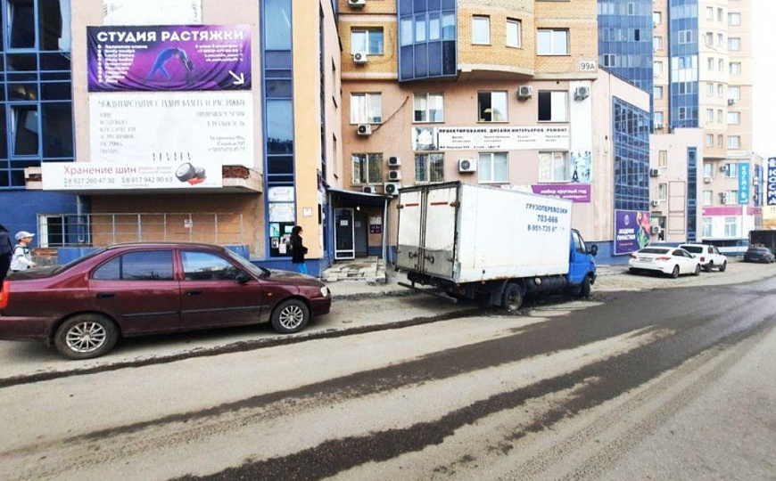 Помещение 79,8м² на 1 линии с высоким трафиком. фото
