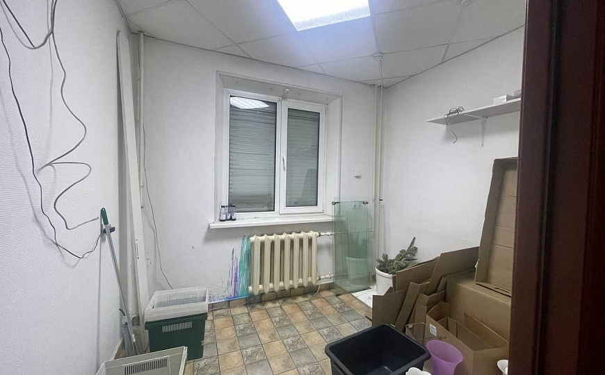 Сдам два кабинета 22м² и 6,5м² в центре города на первой линии фото