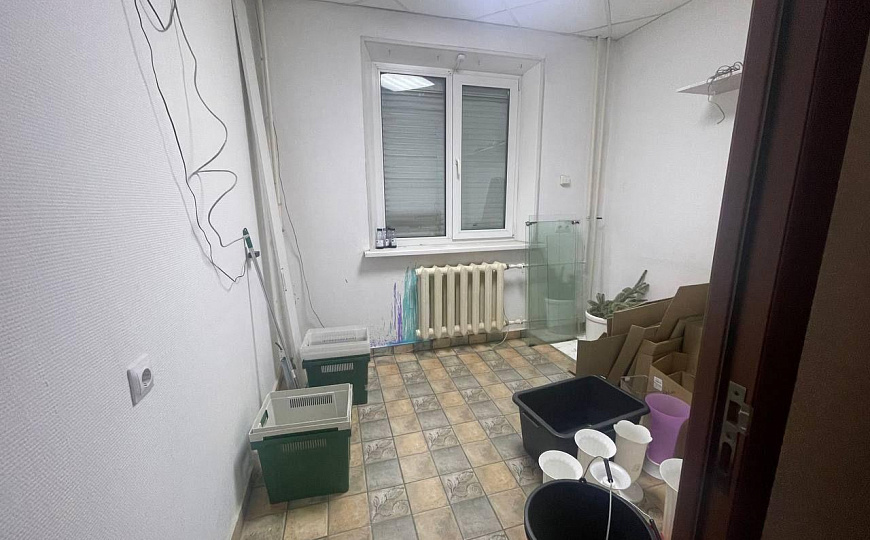 Сдам два кабинета 22м² и 6,5м² в центре города на первой линии фото