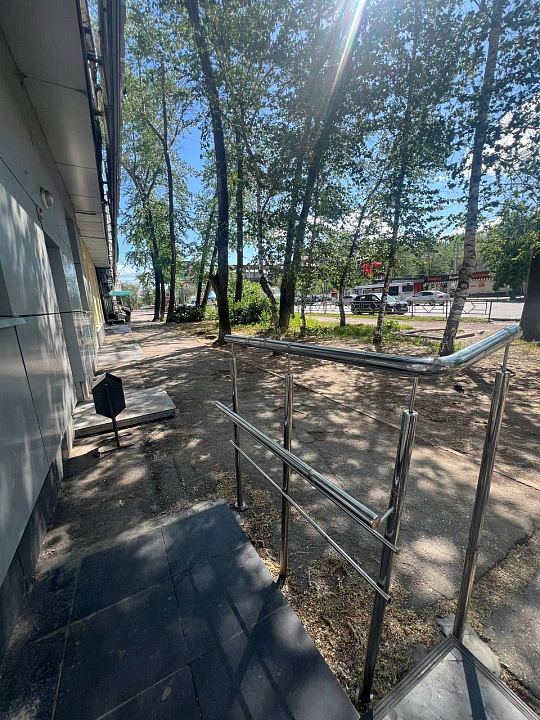 Аренда торгового помещения 125,5 м2 на ул. Авроры фото