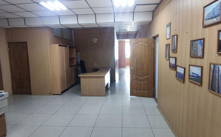 Сдам офис с большой парковкой, 115 м² фото