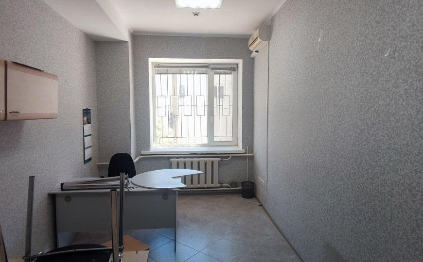 Сдам офис с большой парковкой, 115 м² фото