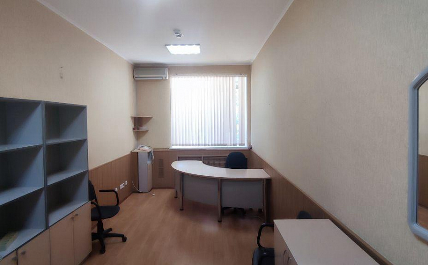 Сдам офис с большой парковкой, 115 м² фото