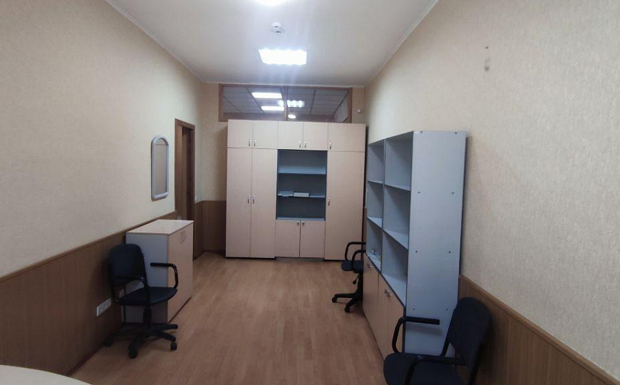 Сдам офис с большой парковкой, 115 м² фото
