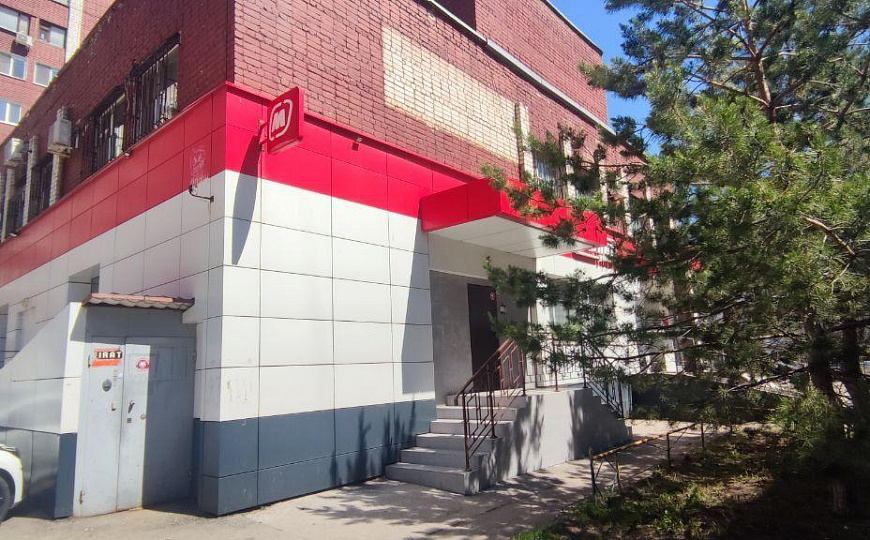 Сдам офис с большой парковкой, 115 м² фото