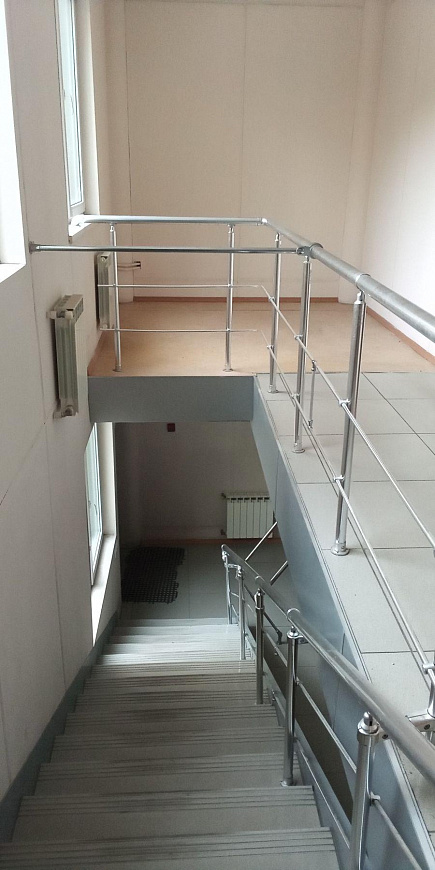 Офисы в здании на Новодвинской 130 м² фото