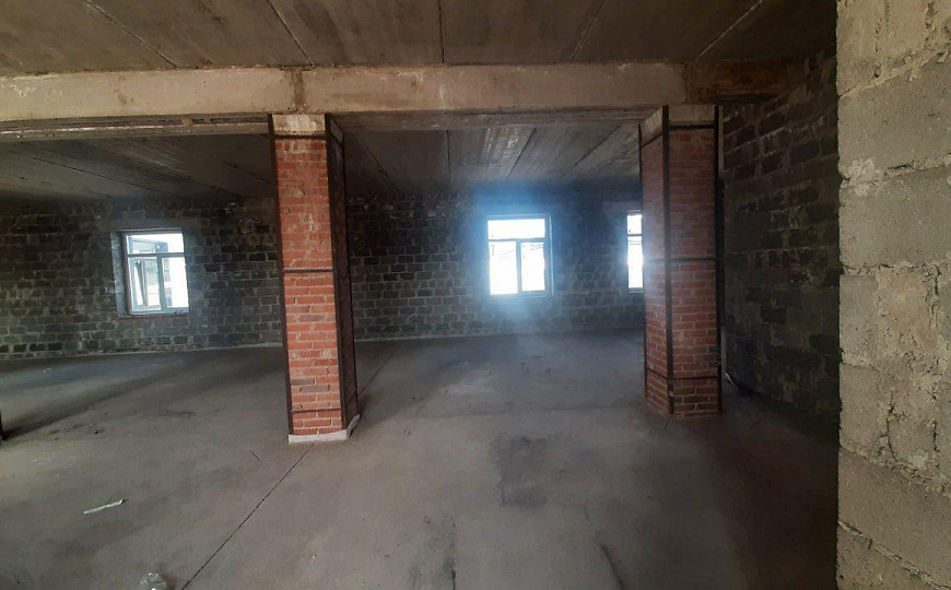 2 этажное здание в д.Байрак на Березовая 1 В фото