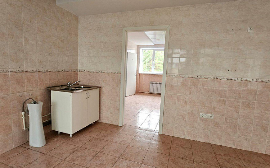Отдельно стоящее здание 966 м² фото