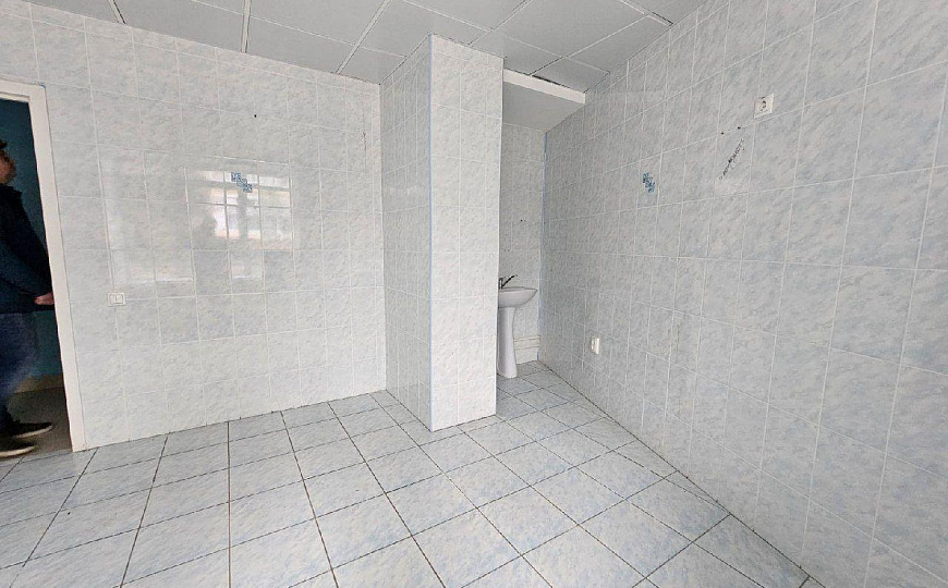 Отдельно стоящее здание 966 м² фото