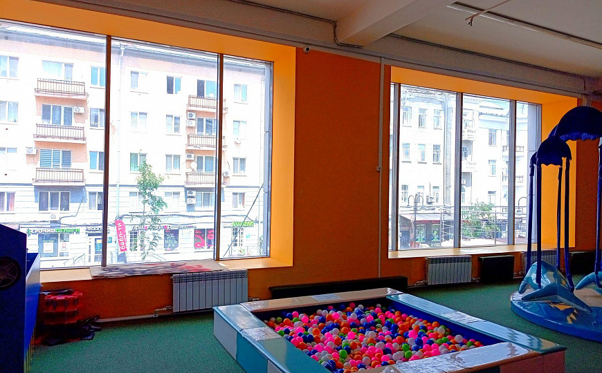 Кафе-ресторан 670,7 м² фото