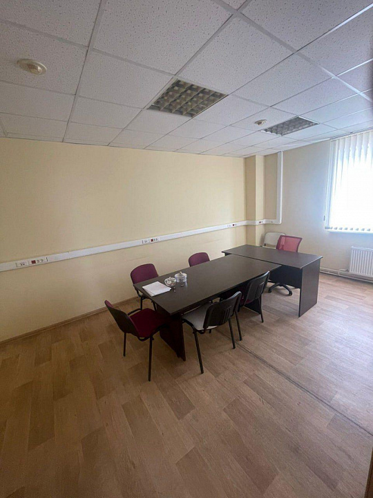 Офисные помещения в Логистическом комплексе 230 м.кв. фото