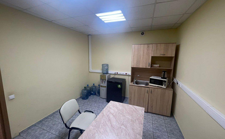 Офисные помещения в Логистическом комплексе 230 м.кв. фото