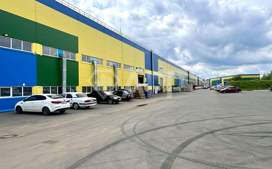 Купить производство с кран балкой, 888.8 м² фото
