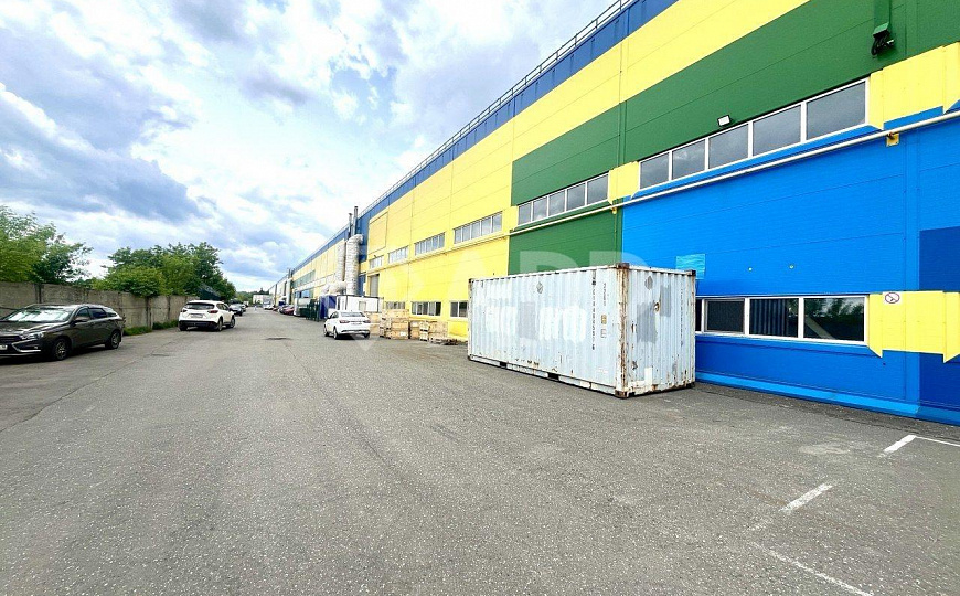 Купить производство с кран балкой, 888.8 м² фото