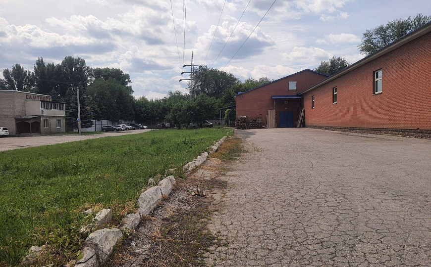 Сдам отдельно стоящее здание, 650 м² фото